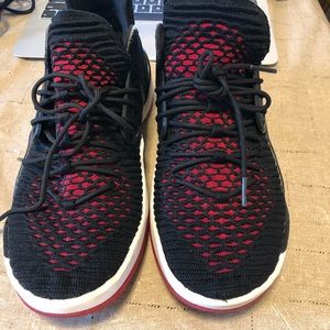 Michael Jordan Nike sneakers youth  size 6